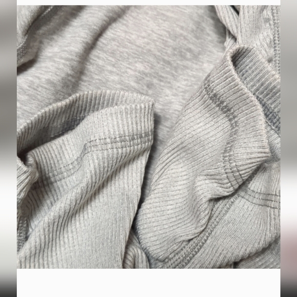 High-Waist Goddess Legging in velvety, plush Alosoft size small grey/zinc - Picture 12 of 12